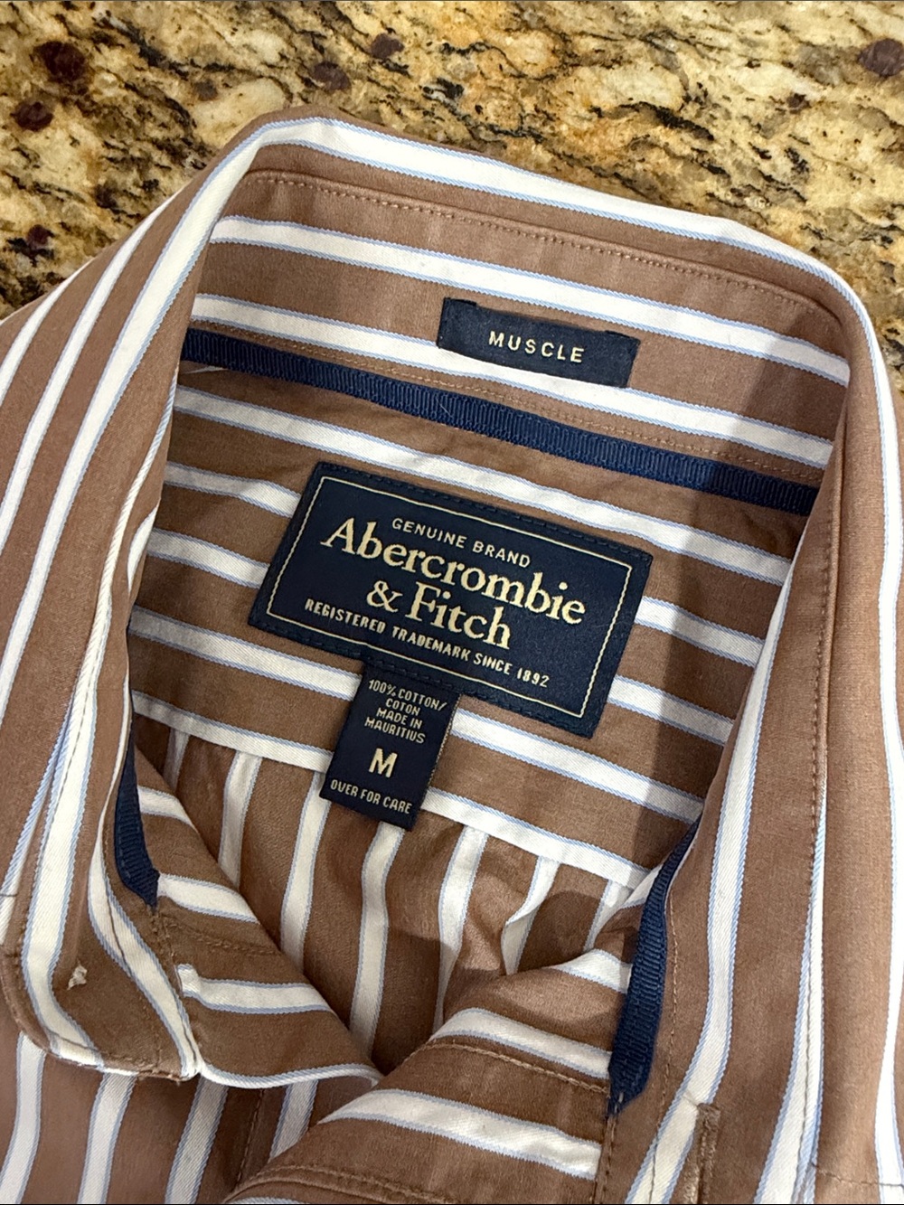 Abercrombie & Fitch Muscle Fit Brown White Stripe Button Shirt Medium - Picture 6 of 10